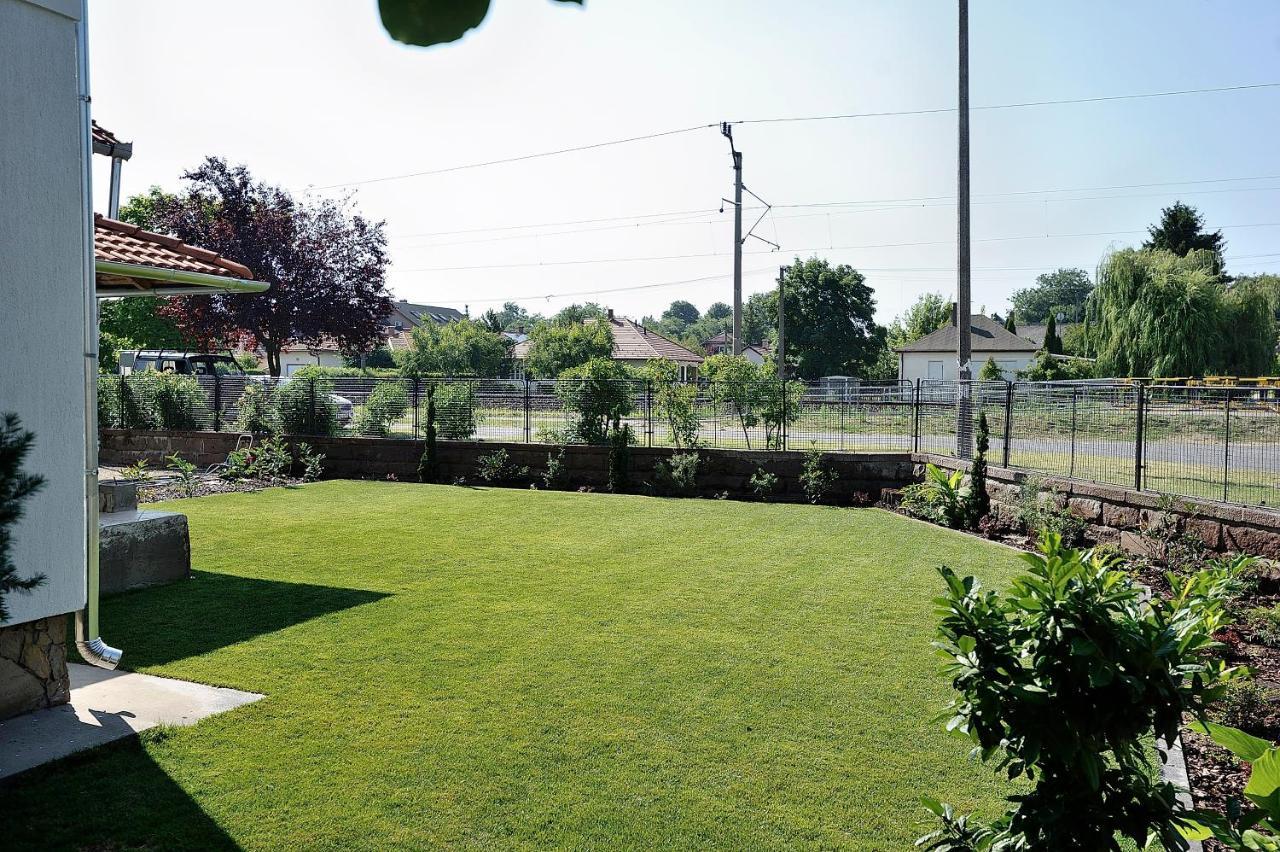 Best Apartman Lelle Balatonlelle Dış mekan fotoğraf